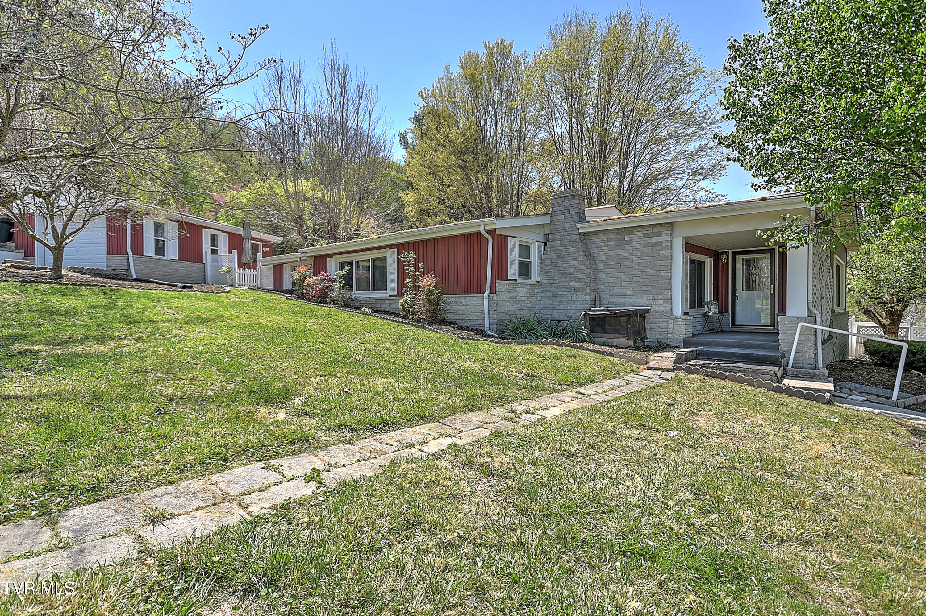 2638 Anderson Street, Bristol, Tennessee image 5