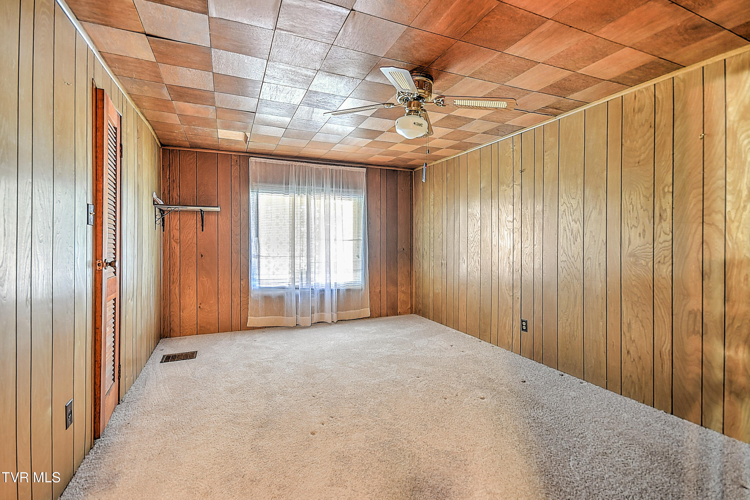 2638 Anderson Street, Bristol, Tennessee image 37