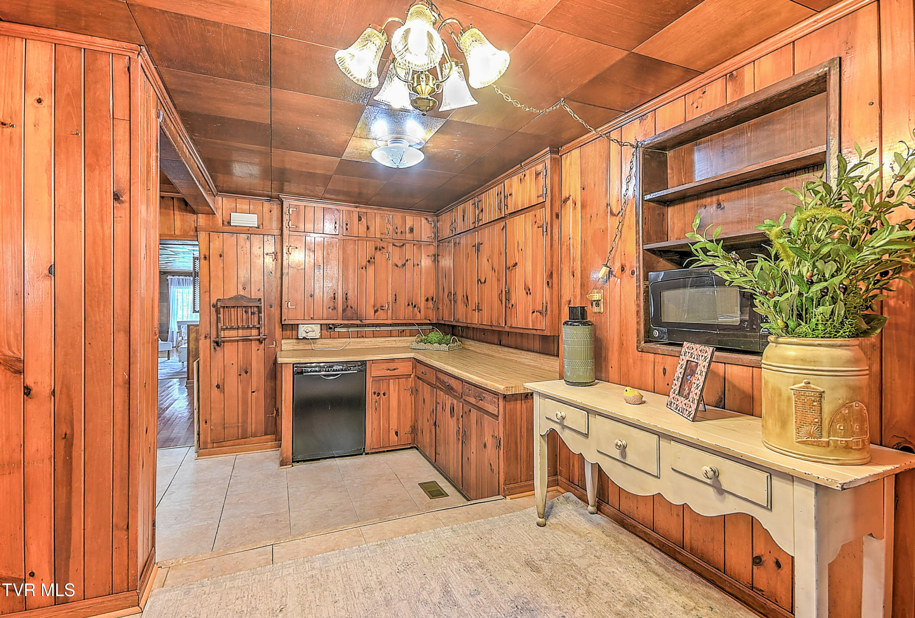2638 Anderson Street, Bristol, Tennessee image 32