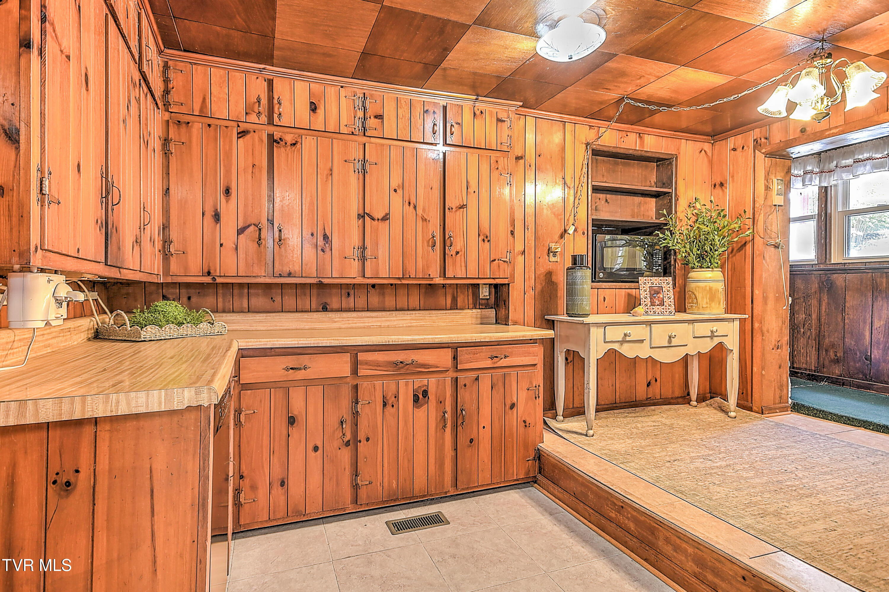 2638 Anderson Street, Bristol, Tennessee image 26