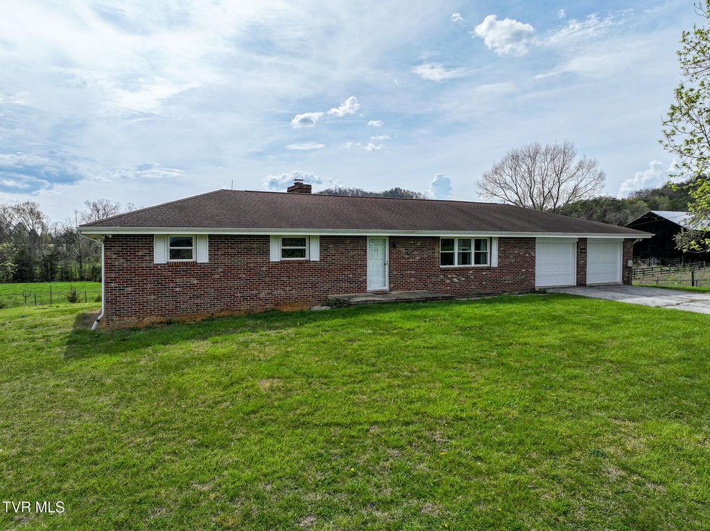 Photo of 11295 Lonesome Pine Trail, Bulls Gap, TN 37711 (MLS # 9993476)