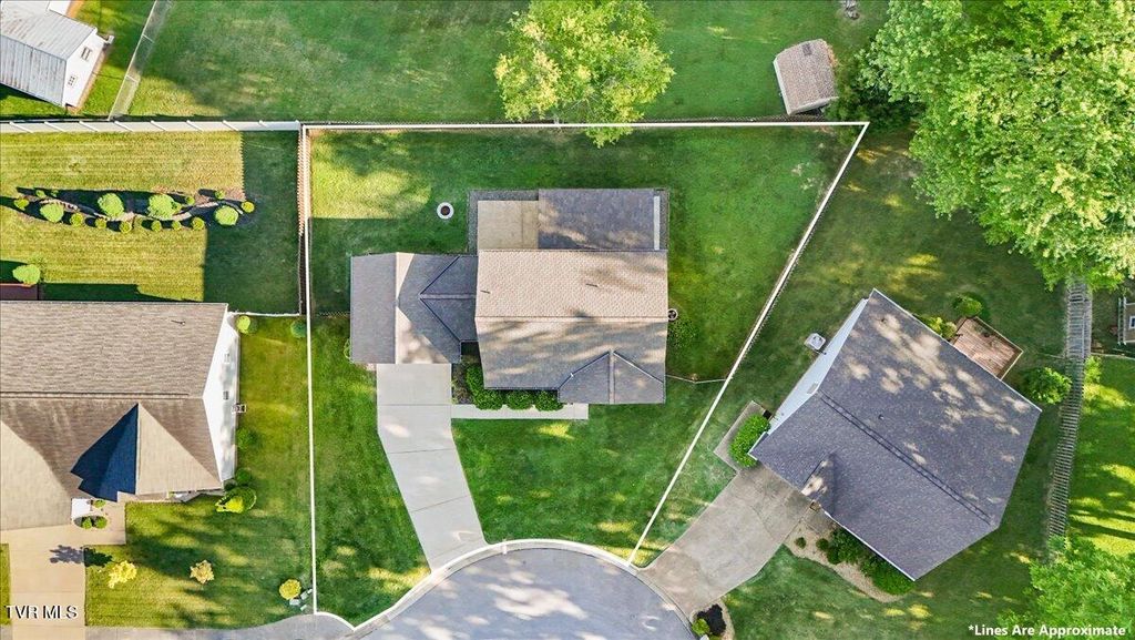 Photo of 11 Mannington Court, Johnson City, TN 37604 (MLS # 9996458)
