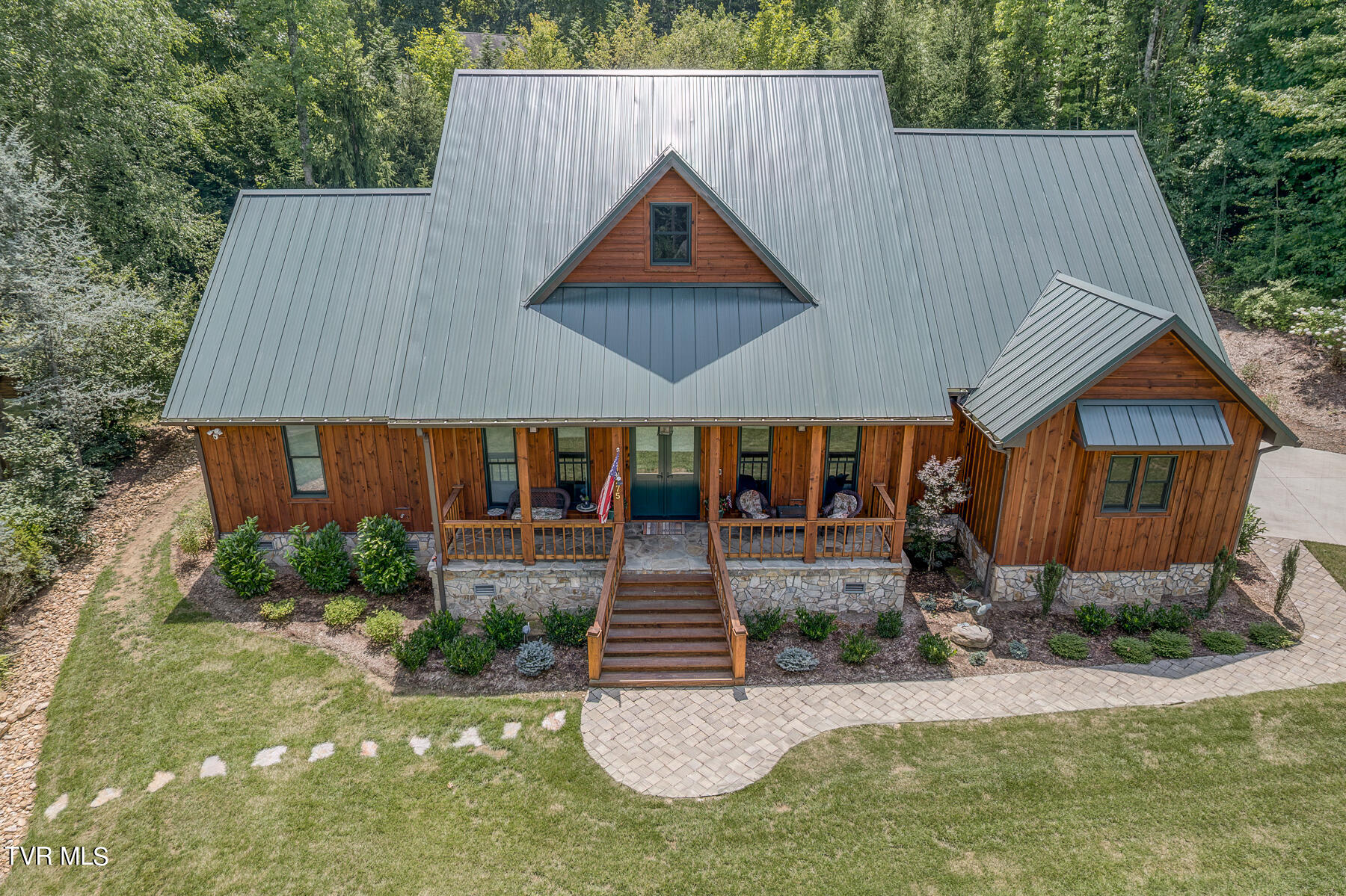 275 Settlers Secret, Mountain City, Tennessee image 4