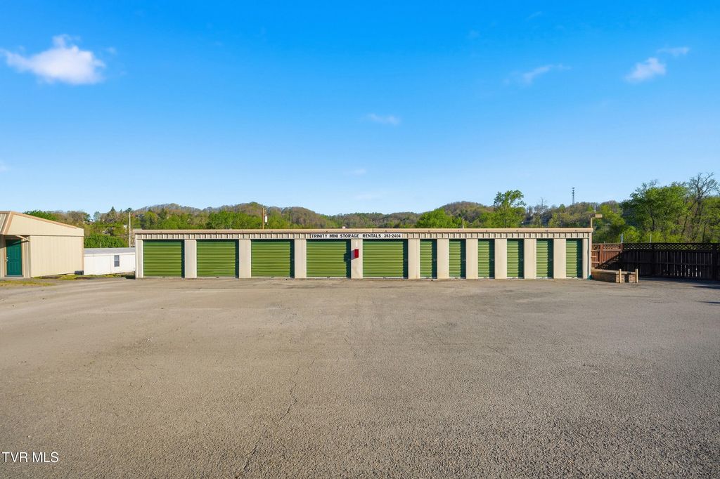 Photo of 600 Kentucky Avenue, Norton, VA 24273 (MLS # 9994152)