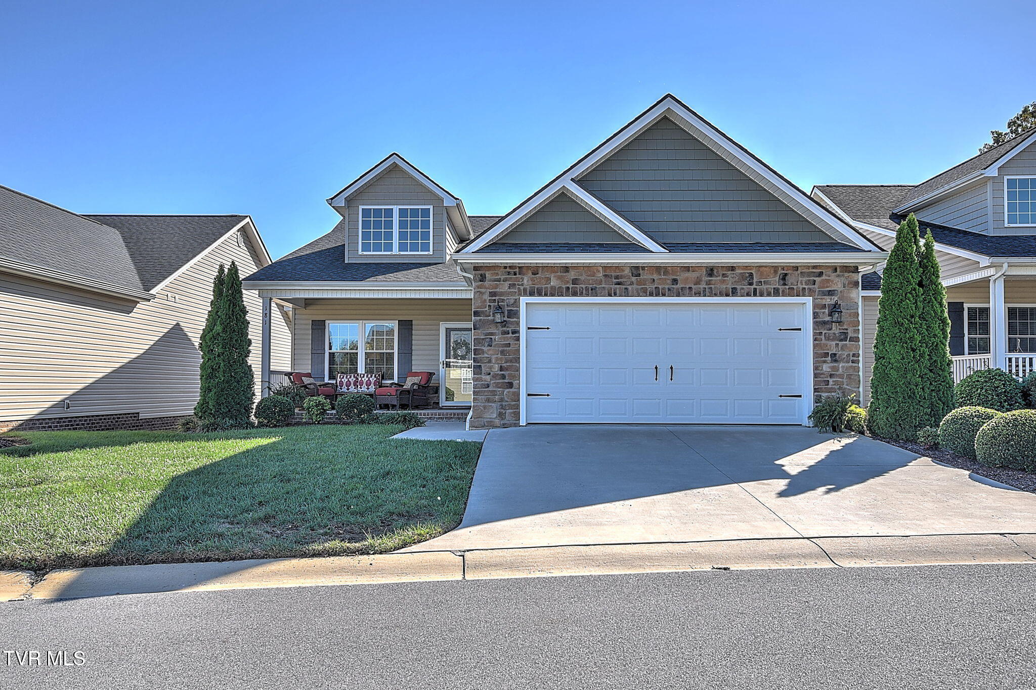 181 Piper Glen