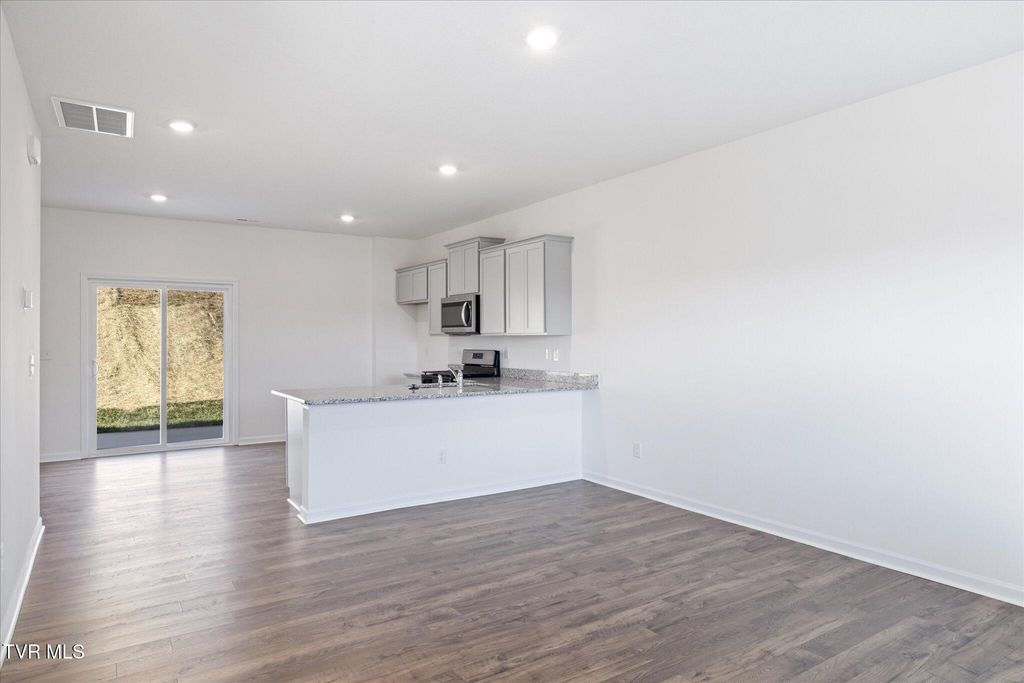 Photo of 1227 Downing Place, Kingsport, TN 37663 (MLS # 9984174)