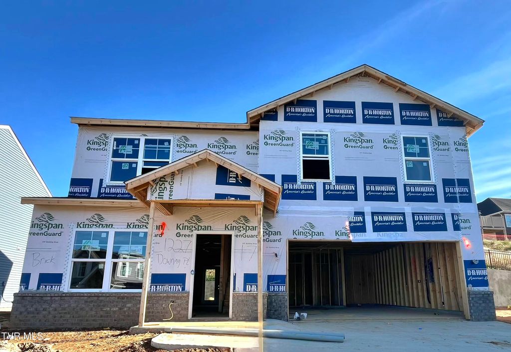 Photo of 1227 Downing Place, Kingsport, TN 37663 (MLS # 9984174)