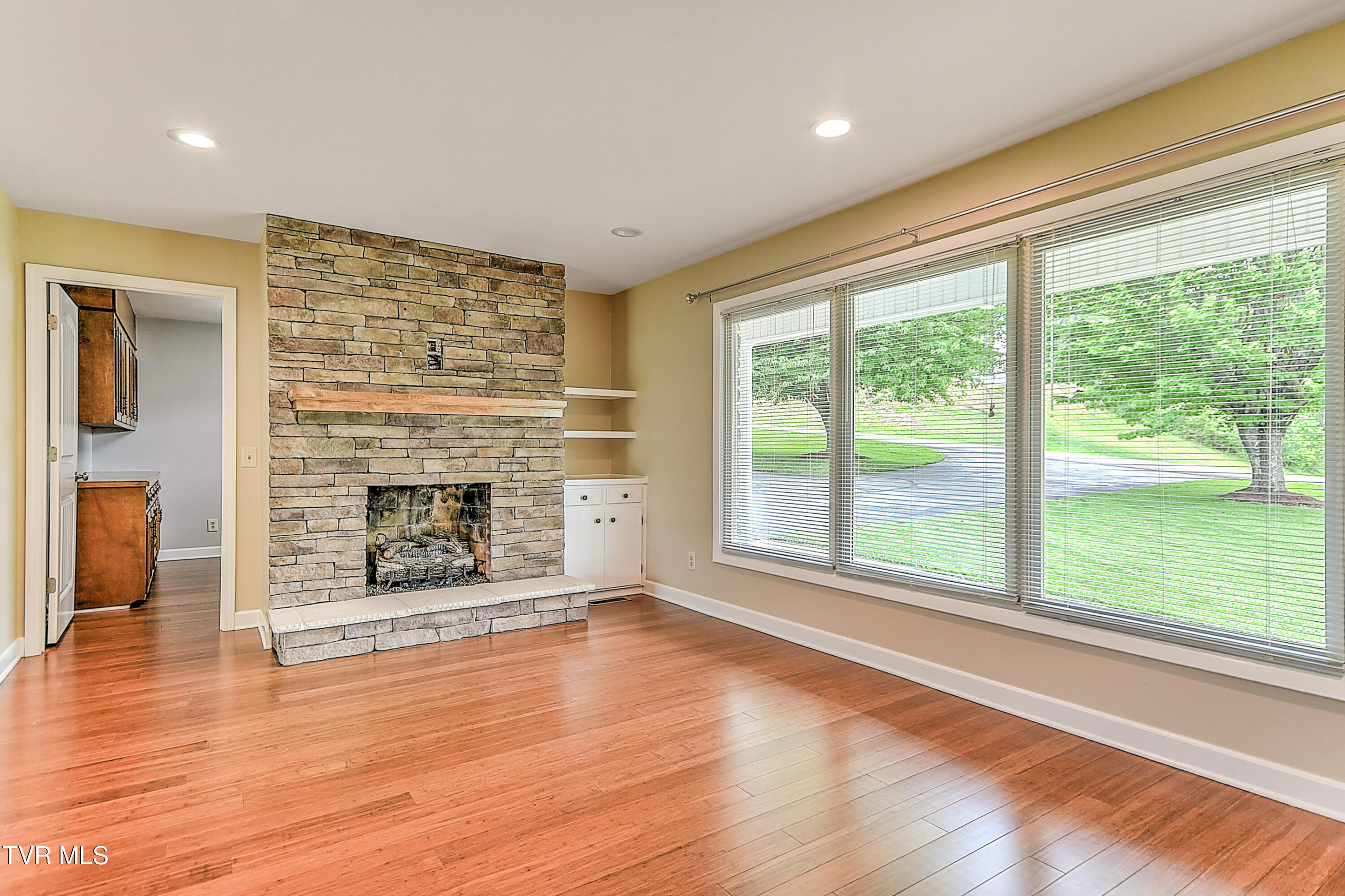 126 Wilson Avenue, Mountain City, Tennessee image 4