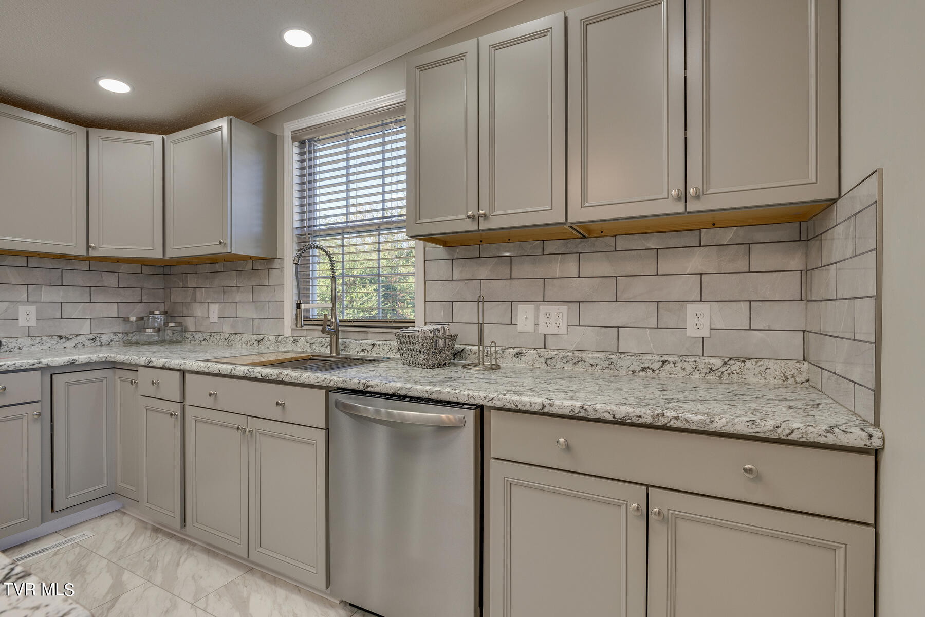 625 Arrowhead Loop, Midway, Tennessee image 17