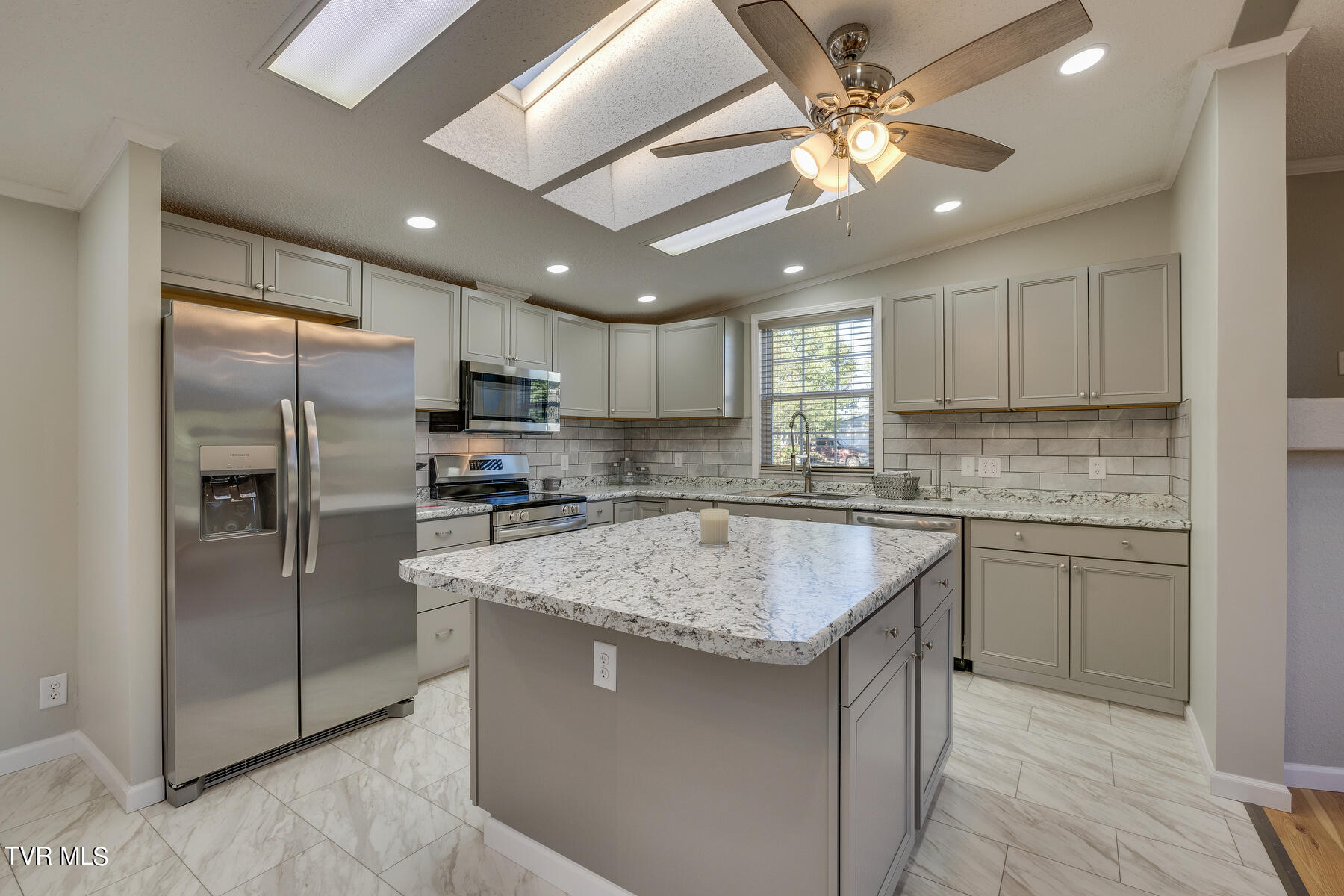 625 Arrowhead Loop, Midway, Tennessee image 16