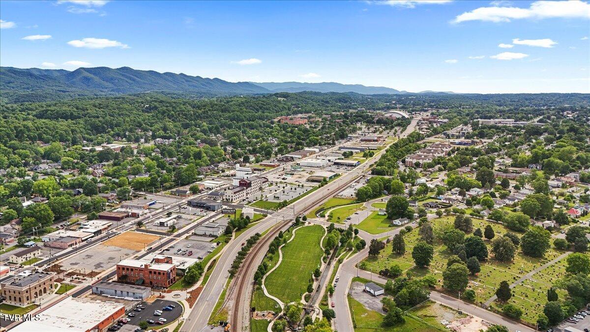 1200 Grover Street, Johnson City, Tennessee image 36