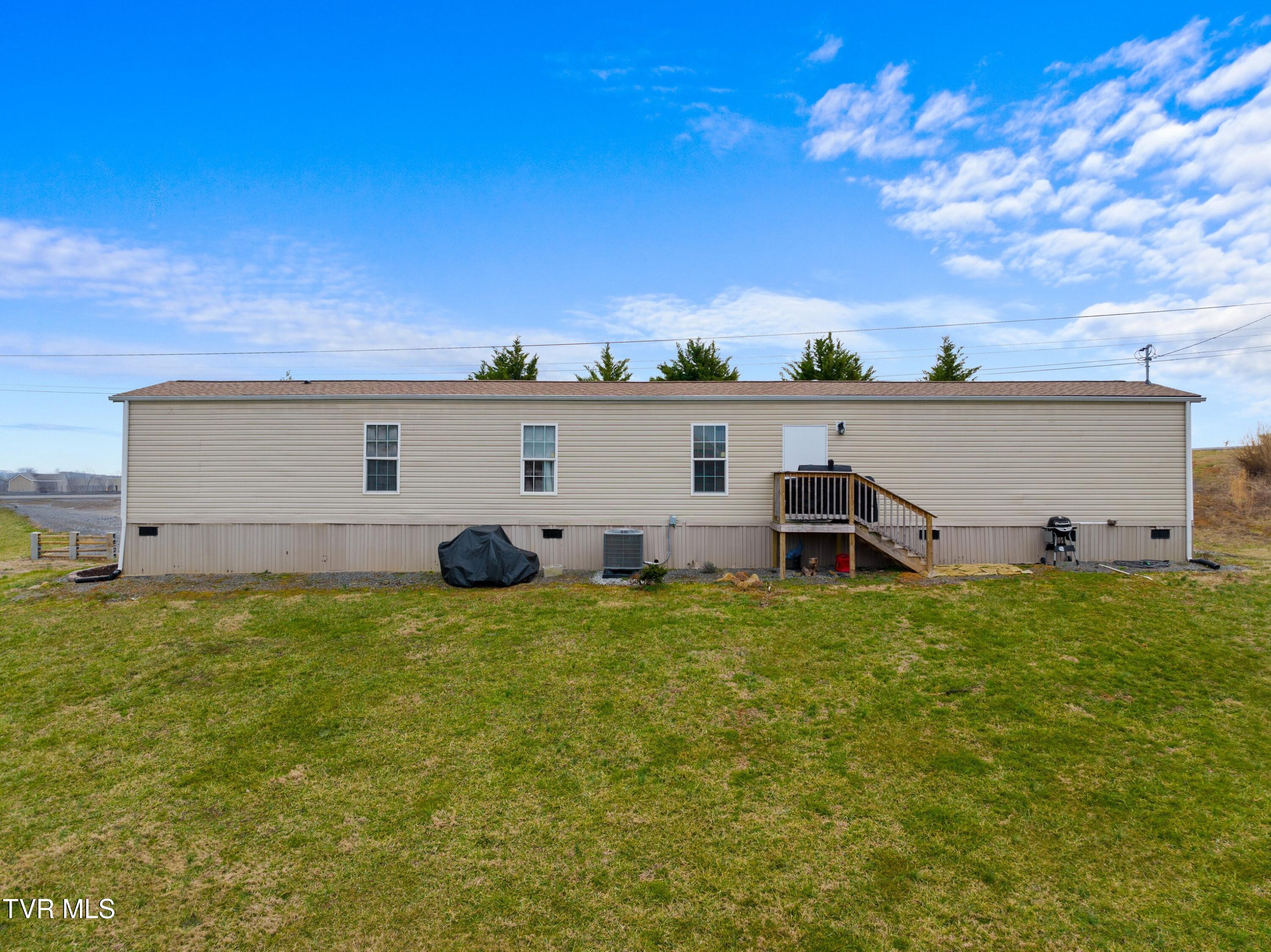 7337 Saint Clair Road, Whitesburg, Tennessee image 2