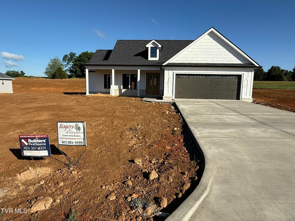 Photo of 44 Steepleview Court, Jonesborough, TN 37659 (MLS # 9996848)