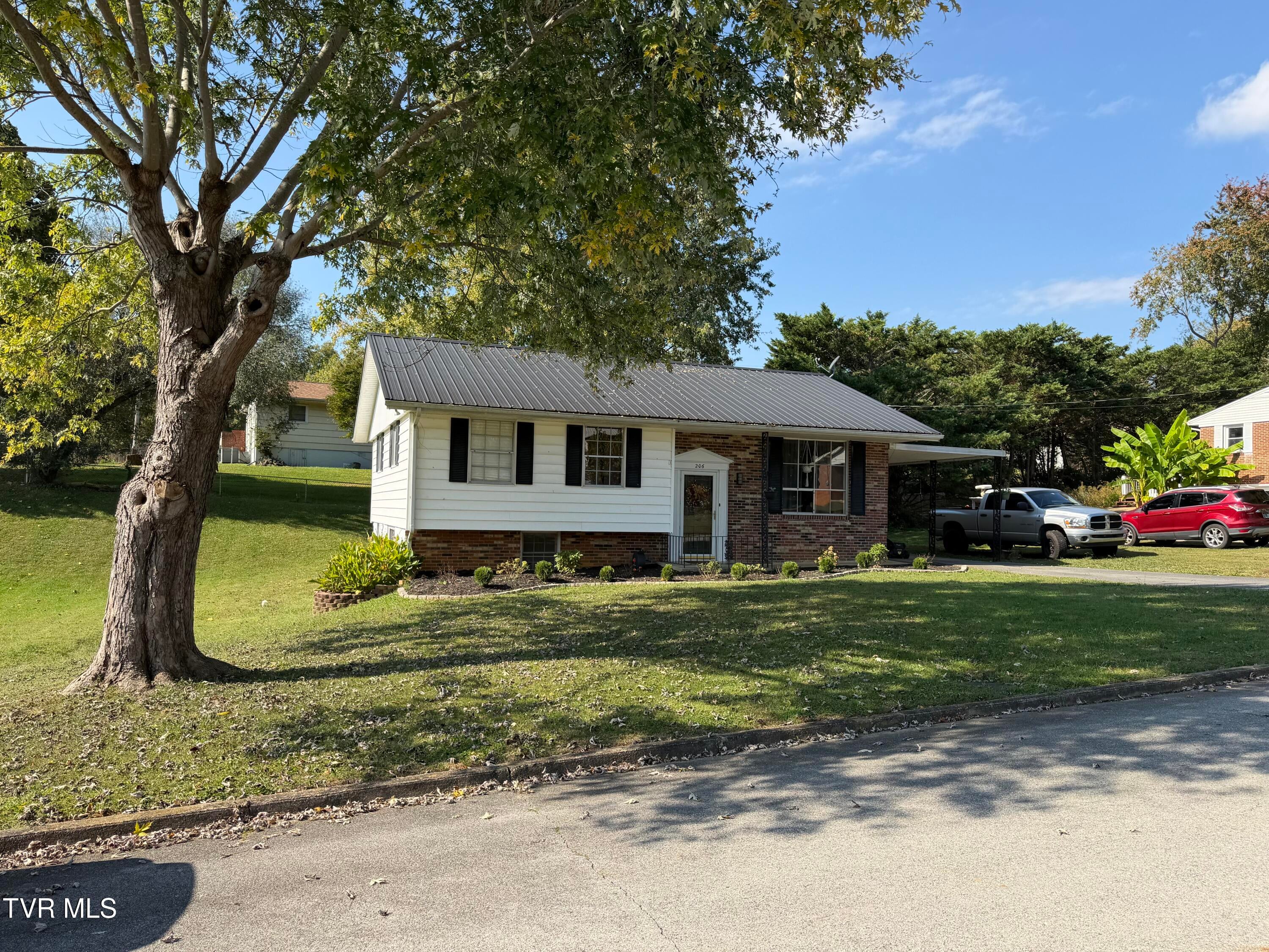 206 Alderman Drive