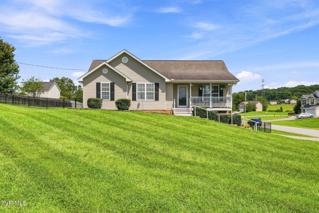 Photo of 221 Douglas Chapel Road, Jonesborough, TN 37659 (MLS # 10000000)