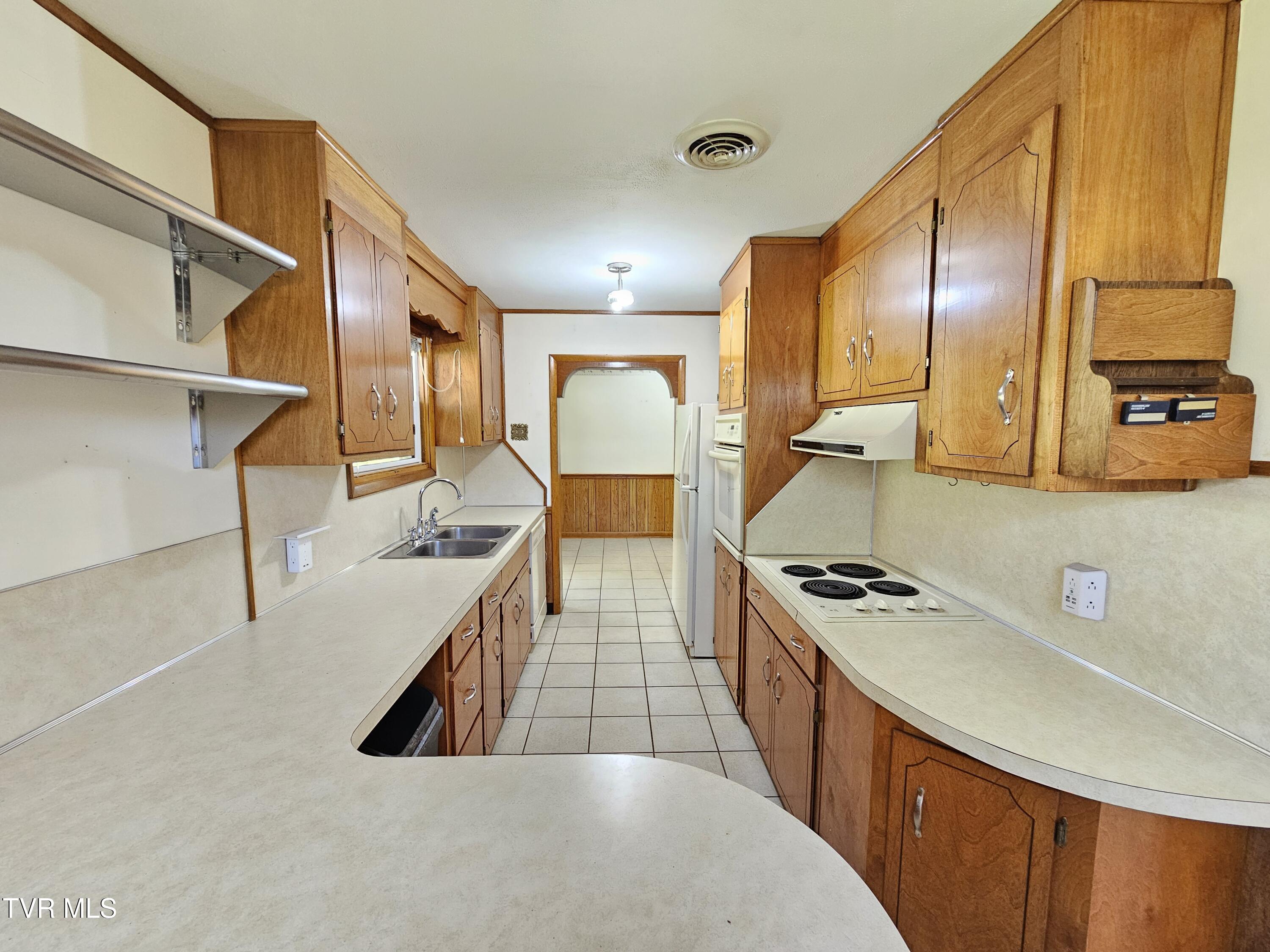454 Shadowtown Road, Blountville, Tennessee image 14