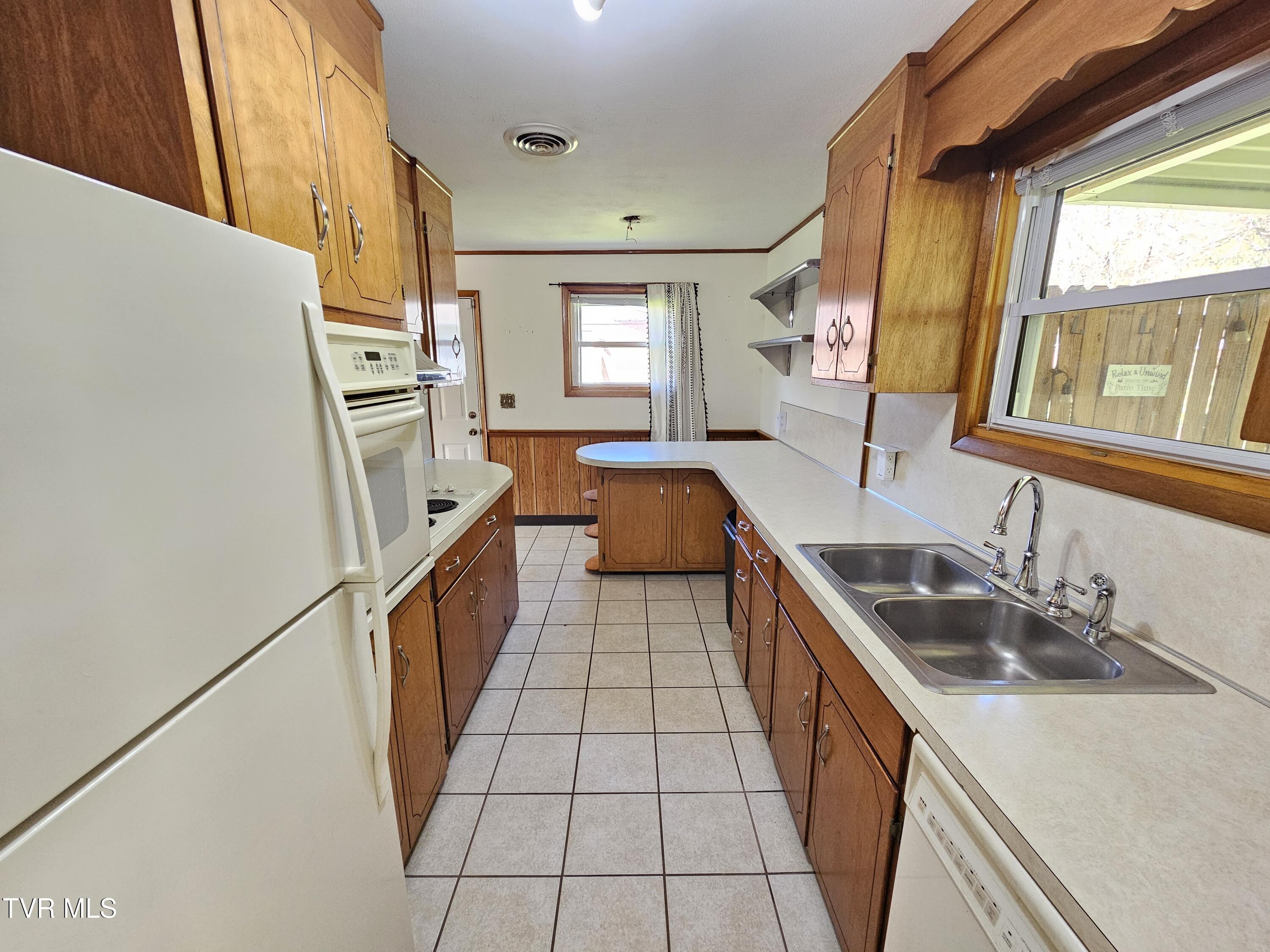 454 Shadowtown Road, Blountville, Tennessee image 15