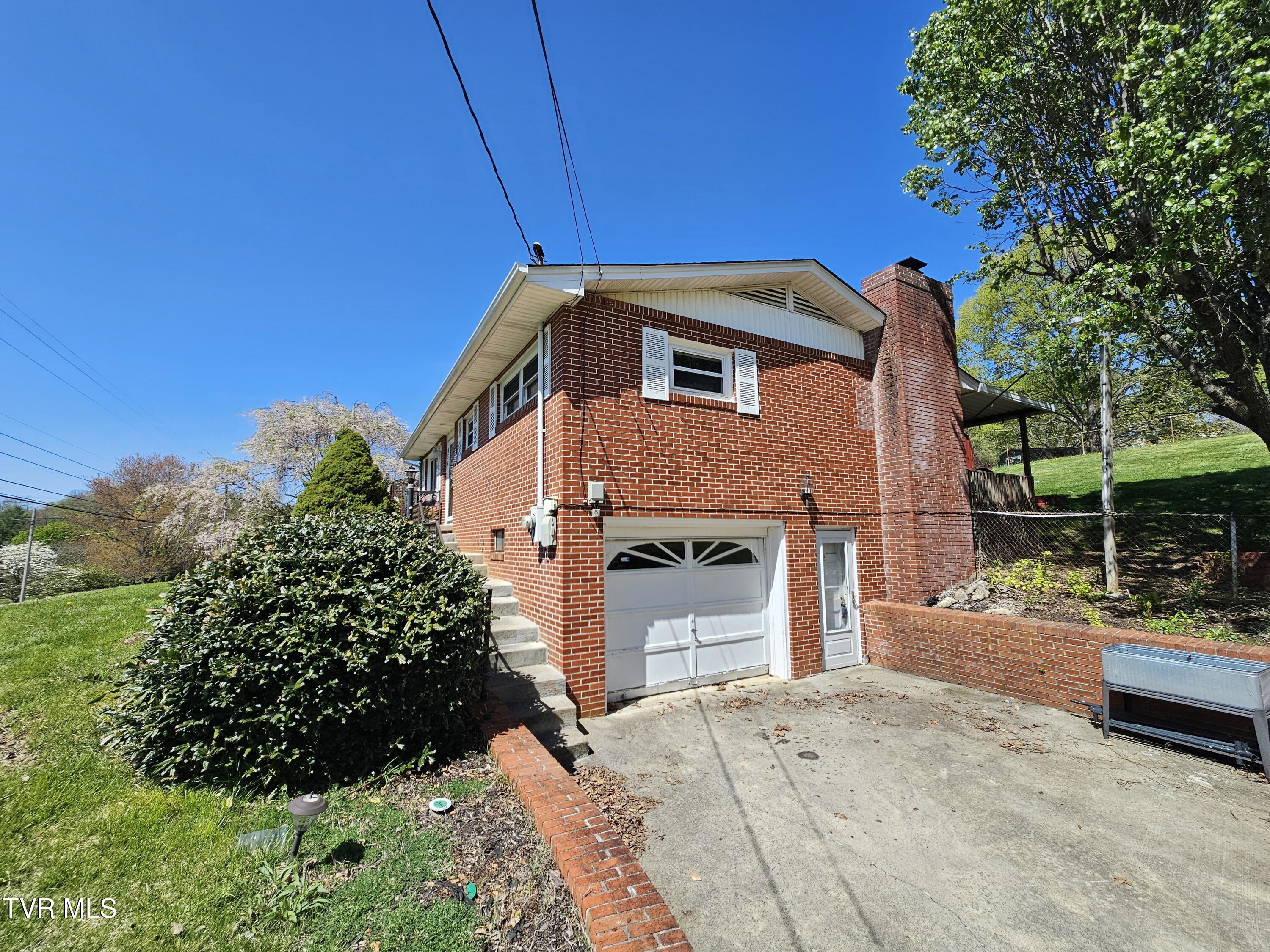 454 Shadowtown Road, Blountville, Tennessee image 2