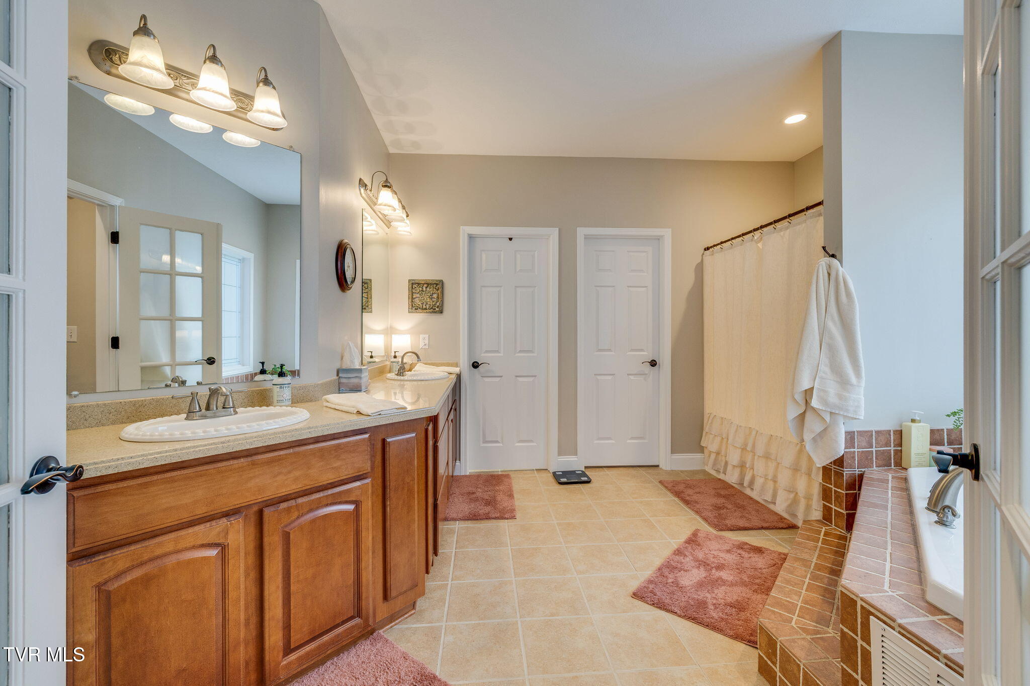 106 Stone Ridge Court, Elizabethton, Tennessee image 21