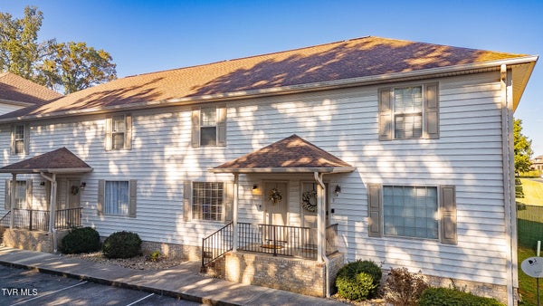 563 BORING CHAPEL RD APT 10, JOHNSON CITY, TN 37615 - Image 75f4a6b0d6acbf9d0e092eecbec15e98/2580413167