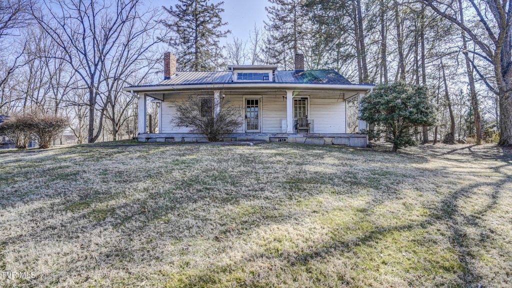 Photo of 985 Old Abingdon Highway, Bristol, VA 24201 (MLS # 9991191)