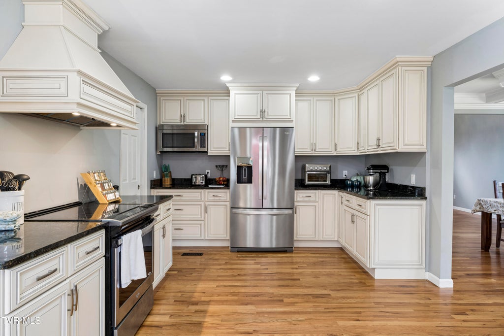 Photo of 4604 Stillwood Court, Kingsport, TN 37664 (MLS # 10001054)