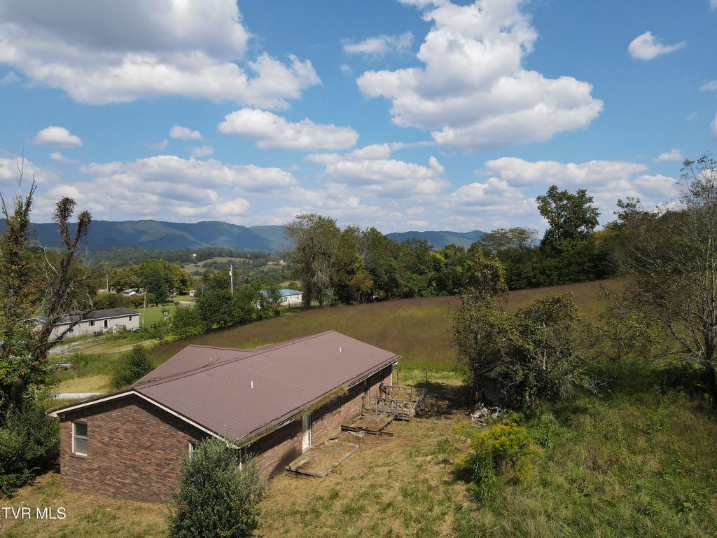 Photo of 191 Bedrock Drive, Dryden, VA 24243 (MLS # 9986533)