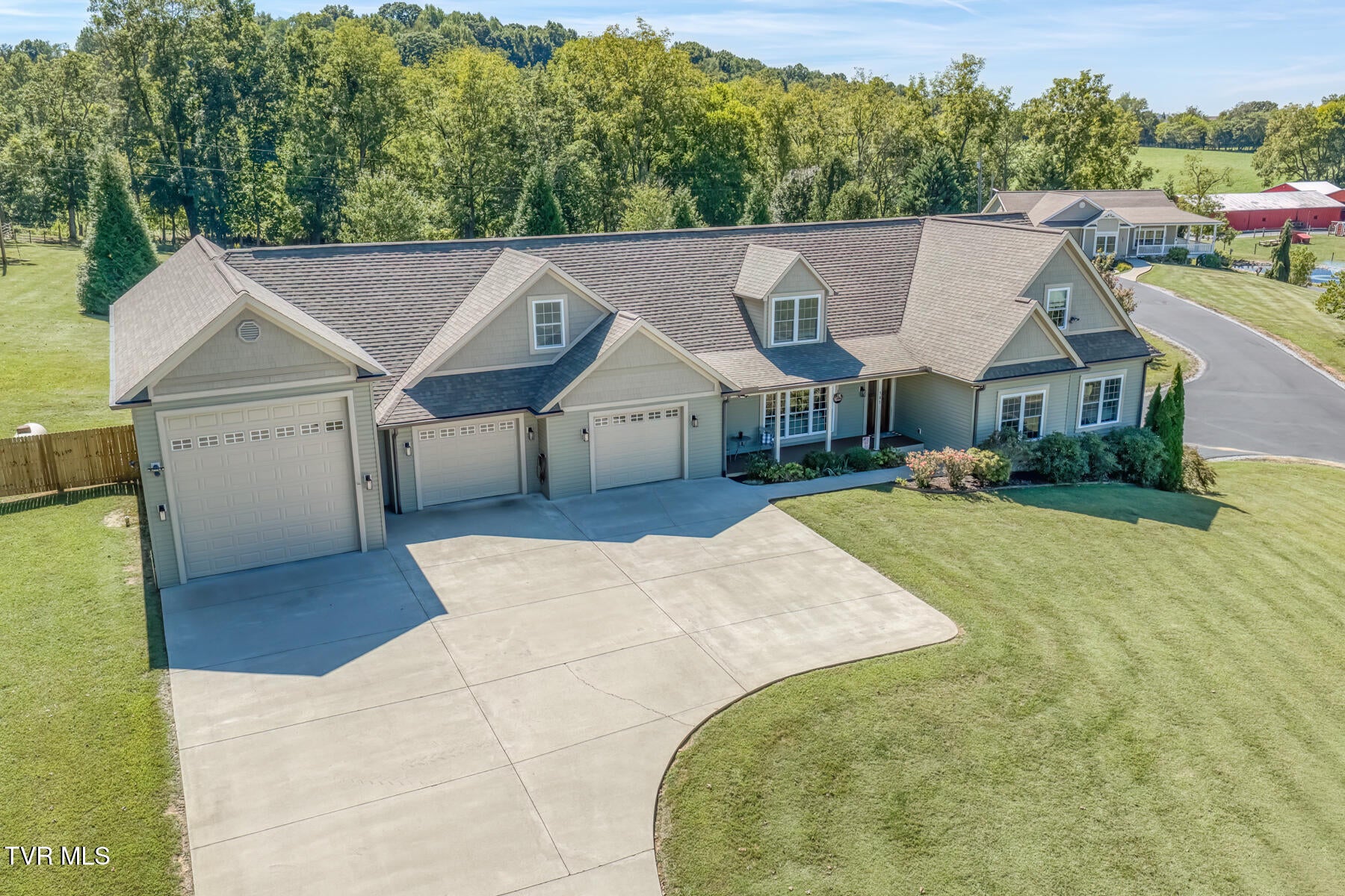585,587 Sugar Hollow Road
