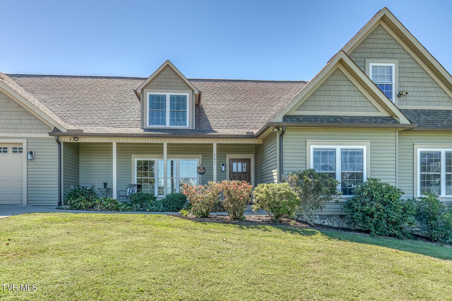 585,587 Sugar Hollow Road
