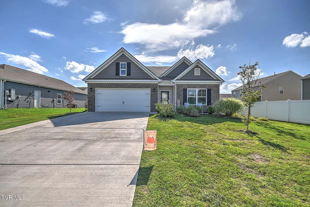 Photo of 5031 Wildlife Circle, Piney Flats, TN 37686 (MLS # 9998488)