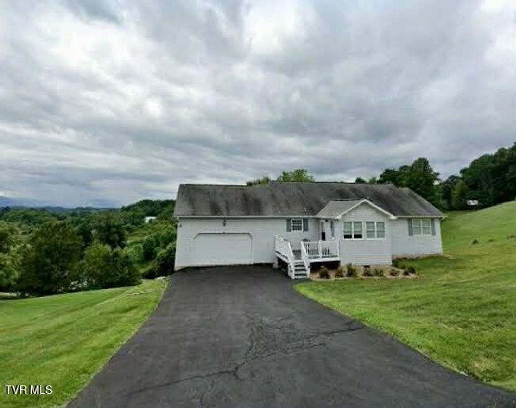 Photo of 14512 White Top View, Abingdon, VA 24210 (MLS # 9994674)