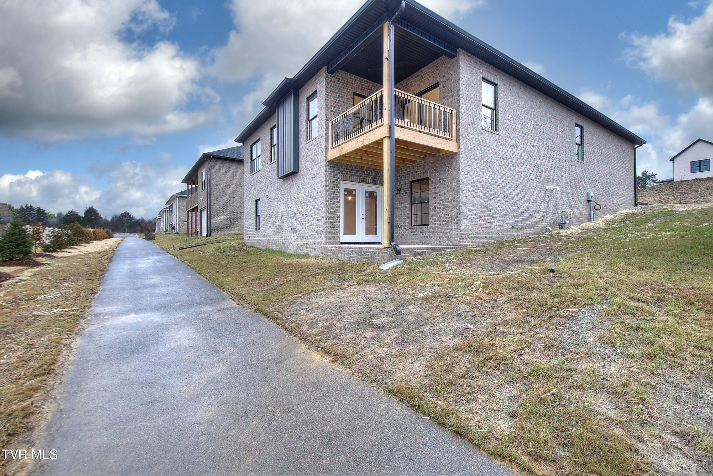 2376 Haystack Circle, Piney Flats, Tennessee image 39
