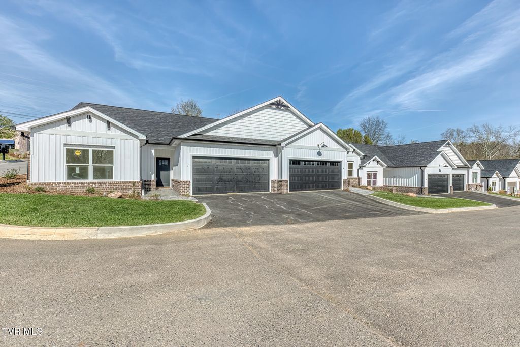 Photo of 106 Klm Drive #17, Johnson City, TN 37615 (MLS # 9990172)