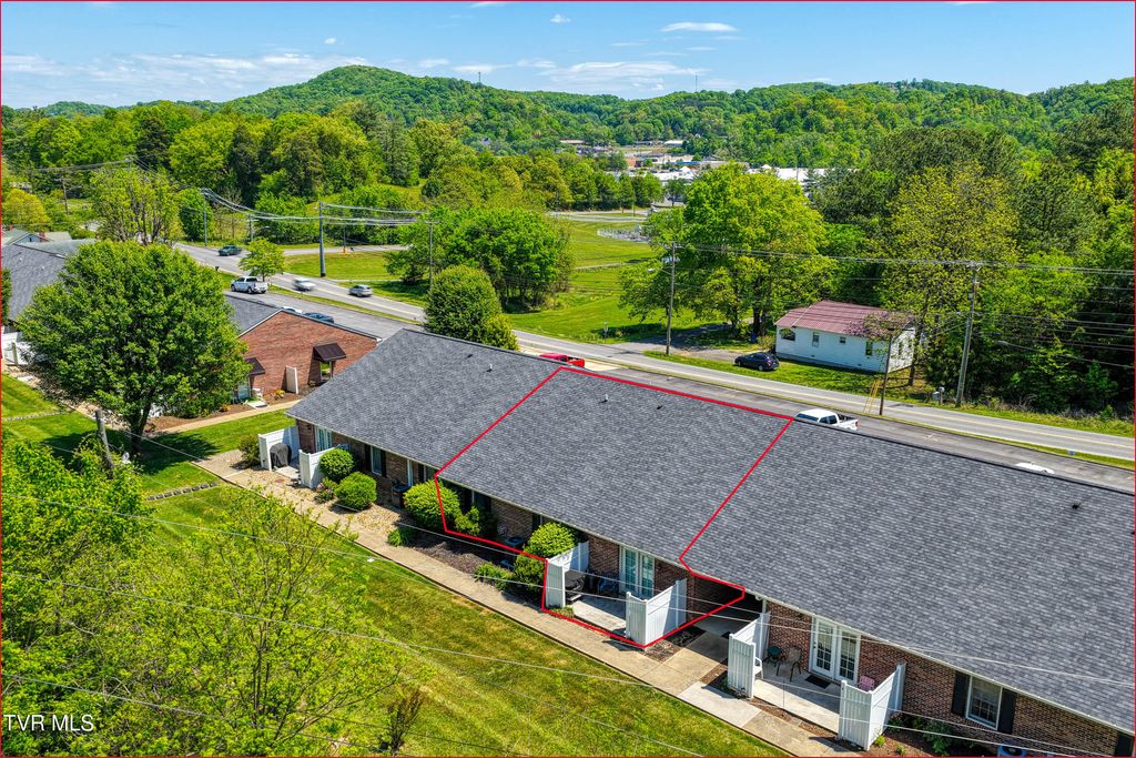 Photo of 1321 Main Street #6, Rogersville, TN 37857 (MLS # 9994479)
