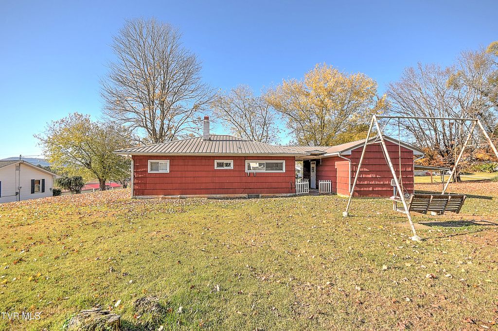 Photo of 230 Concord Avenue, Mount Carmel, TN 37645 (MLS # 9988038)