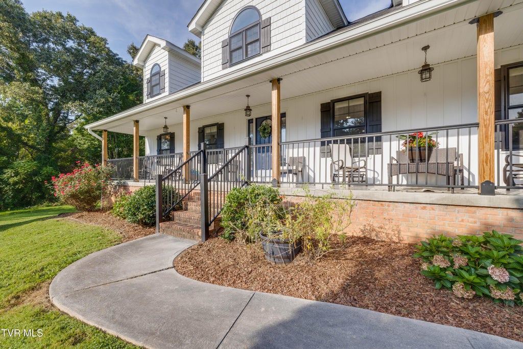 Photo of 117 Pritchard Drive, Jonesborough, TN 37659 (MLS # 10000444)