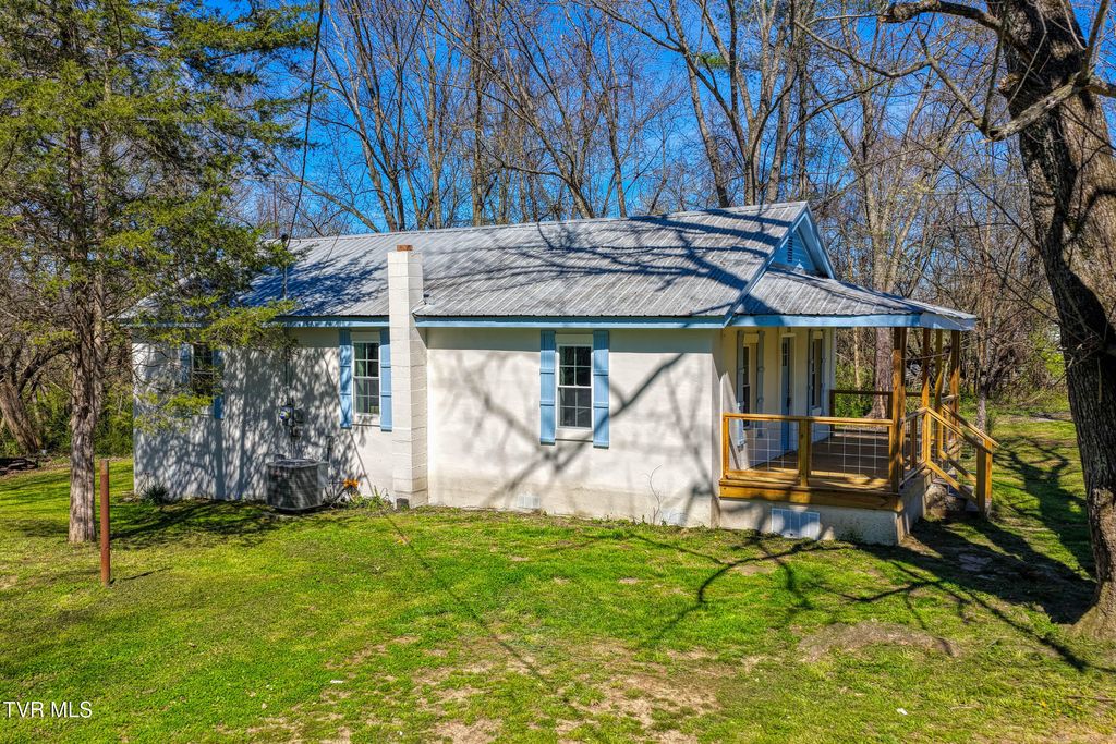 Photo of 720 Old Highway 11, Mooresburg, TN 37811 (MLS # 9992881)