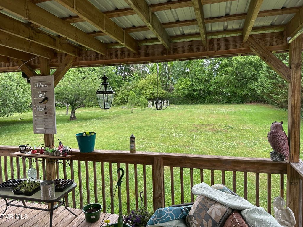 Photo of 132 Elliott Avenue, Erwin, TN 37650 (MLS # 9996032)
