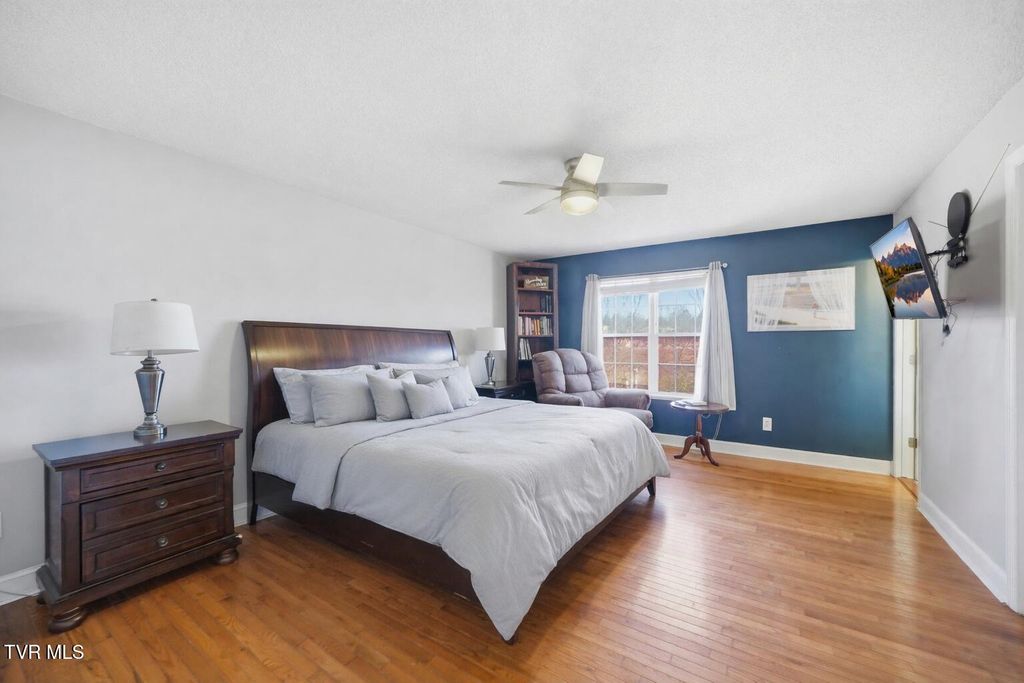 Photo of 807 Fain Avenue #807, Kingsport, TN 37660 (MLS # 9991002)