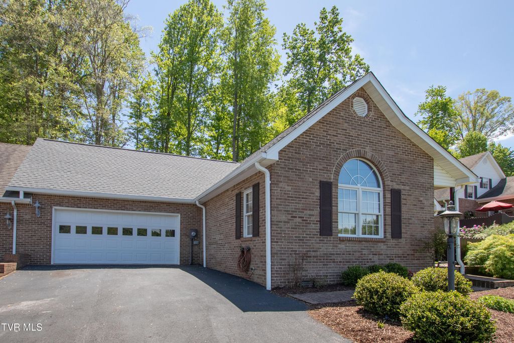 Photo of 16297 Greenevers Court #N/A, Abingdon, VA 24210 (MLS # 9994809)