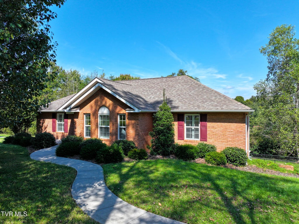 Photo of 510 Gaye Drive, Jefferson City, TN 37760 (MLS # 10001789)