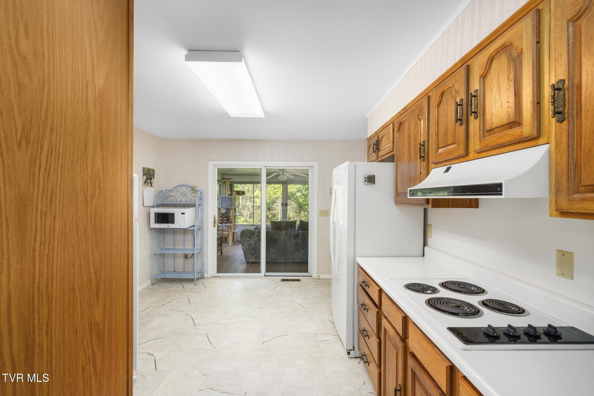 153 Rippling Run Road, Kingsport, Tennessee image 12
