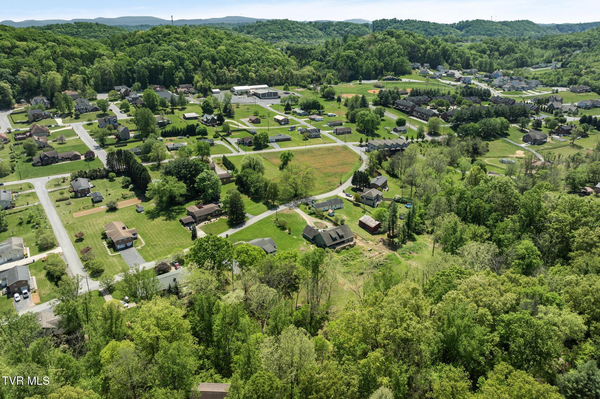 153 Rippling Run Road, Kingsport, Tennessee image 41