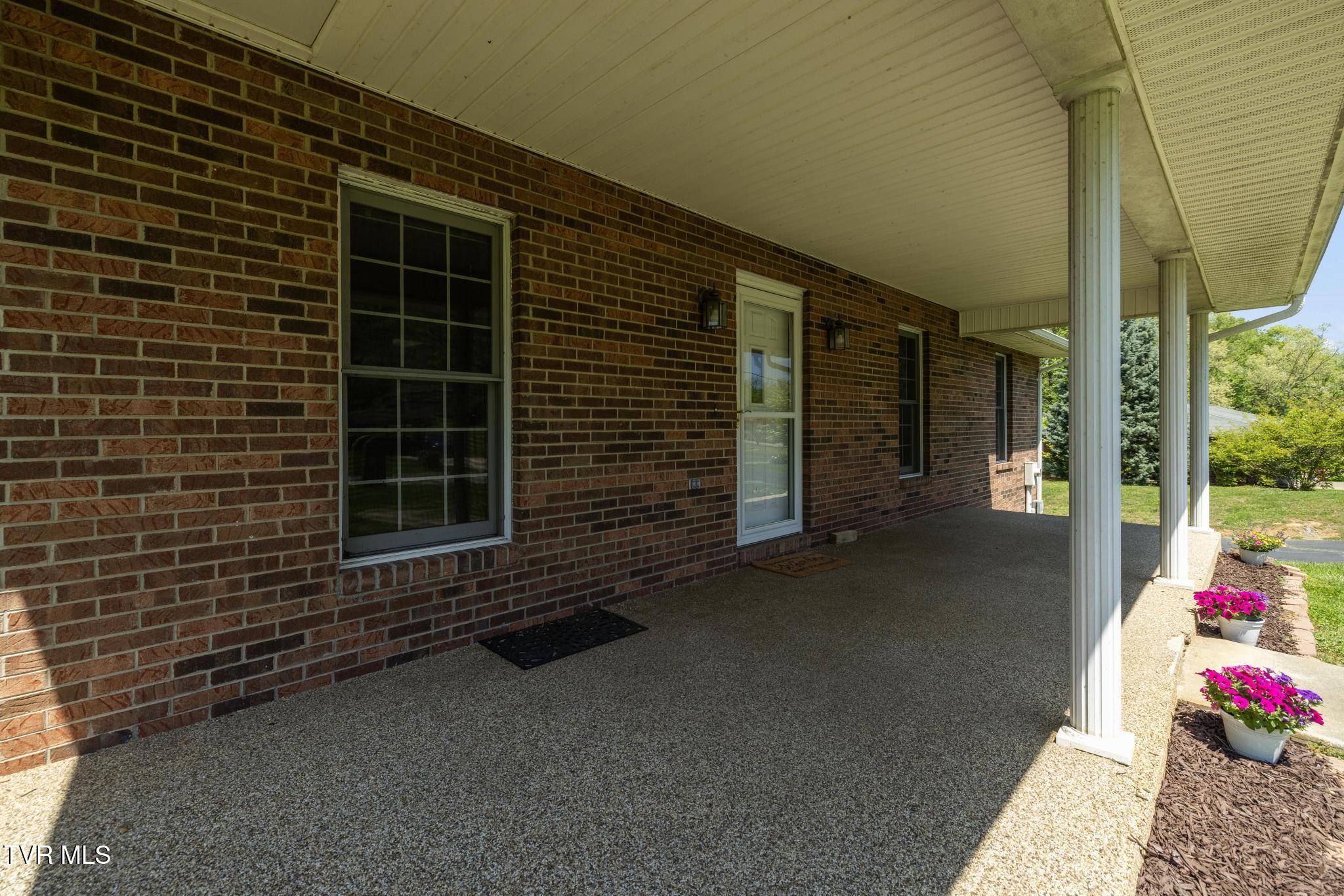 153 Rippling Run Road, Kingsport, Tennessee image 7