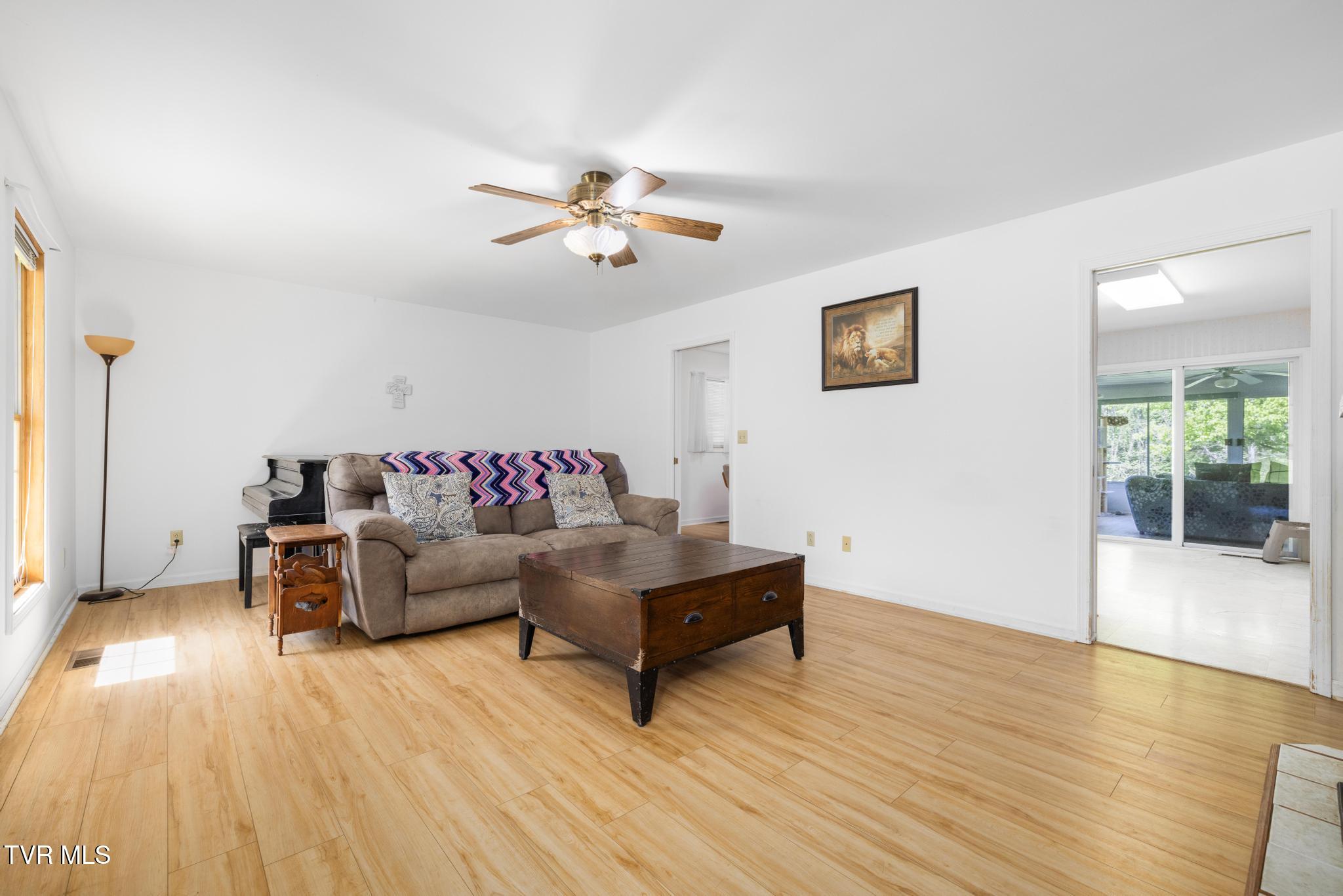 153 Rippling Run Road, Kingsport, Tennessee image 8
