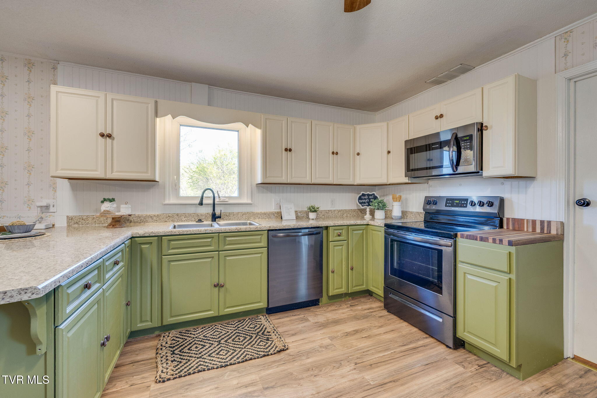 243 Sunrise Drive, Elizabethton, Tennessee image 15