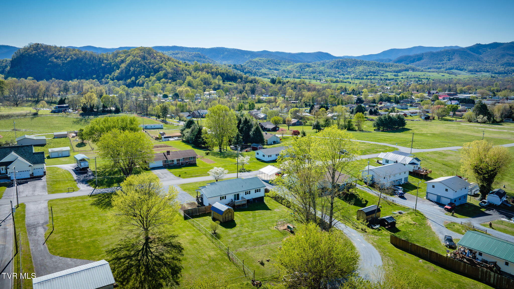 243 Sunrise Drive, Elizabethton, Tennessee image 39