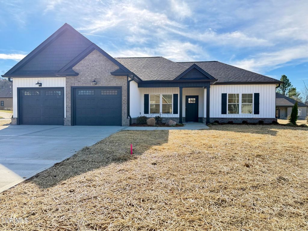 Photo of 146 Ervin Loop, Erwin, TN 37650 (MLS # 9990088)