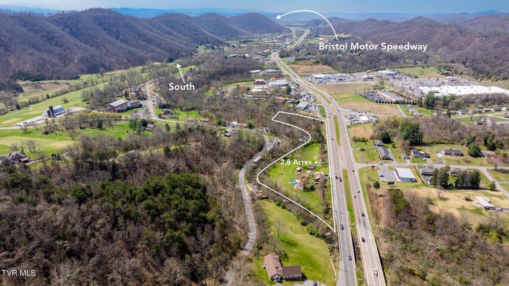 Photo of 1921 Volunteer Parkway, Bristol, TN 37620 (MLS # 9993274)