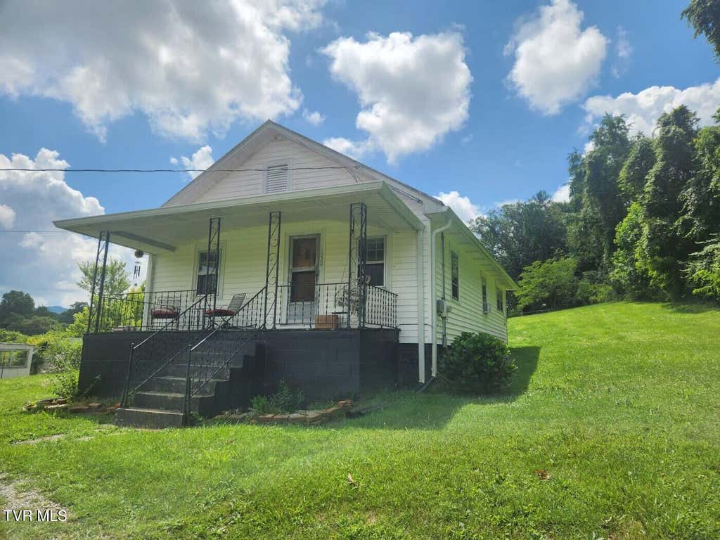 Photo of 1020 Charity Hill Road, Elizabethton, TN 37643 (MLS # 9998233)